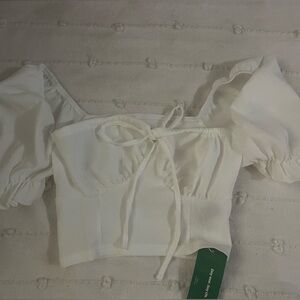 White sheik top size xs crop